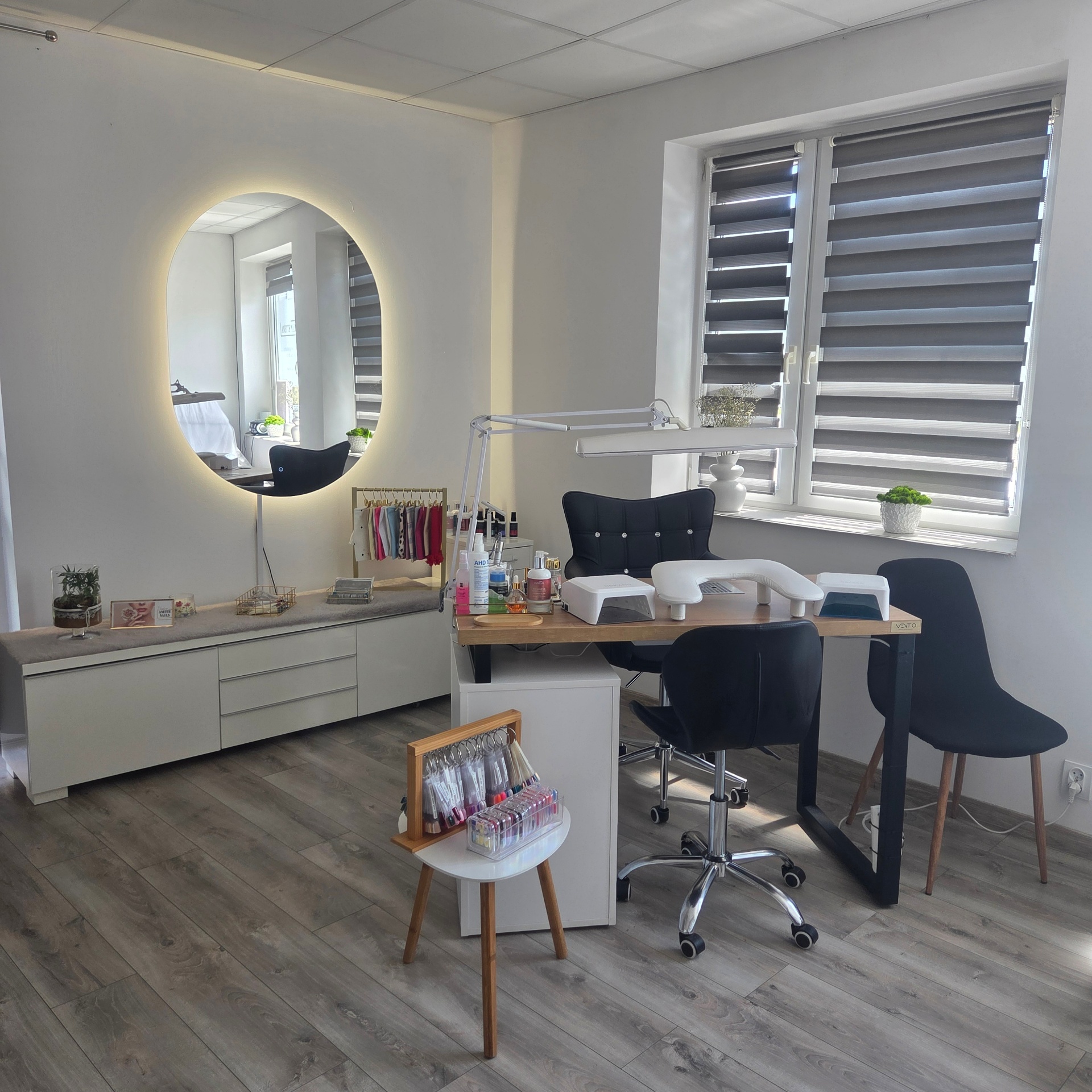 Wnętrze salonu ANETTE NAILS w Bielsku-Białej
